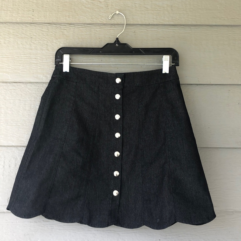 Scalloped Bottom Denim Skirt.